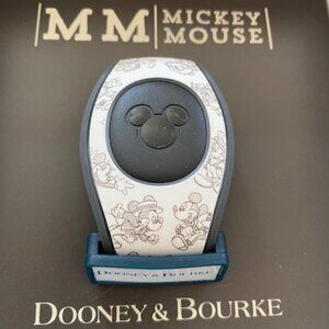 Mickey Mouse - 90th Anniversary MagicBand 2 by Dooney & Bourke